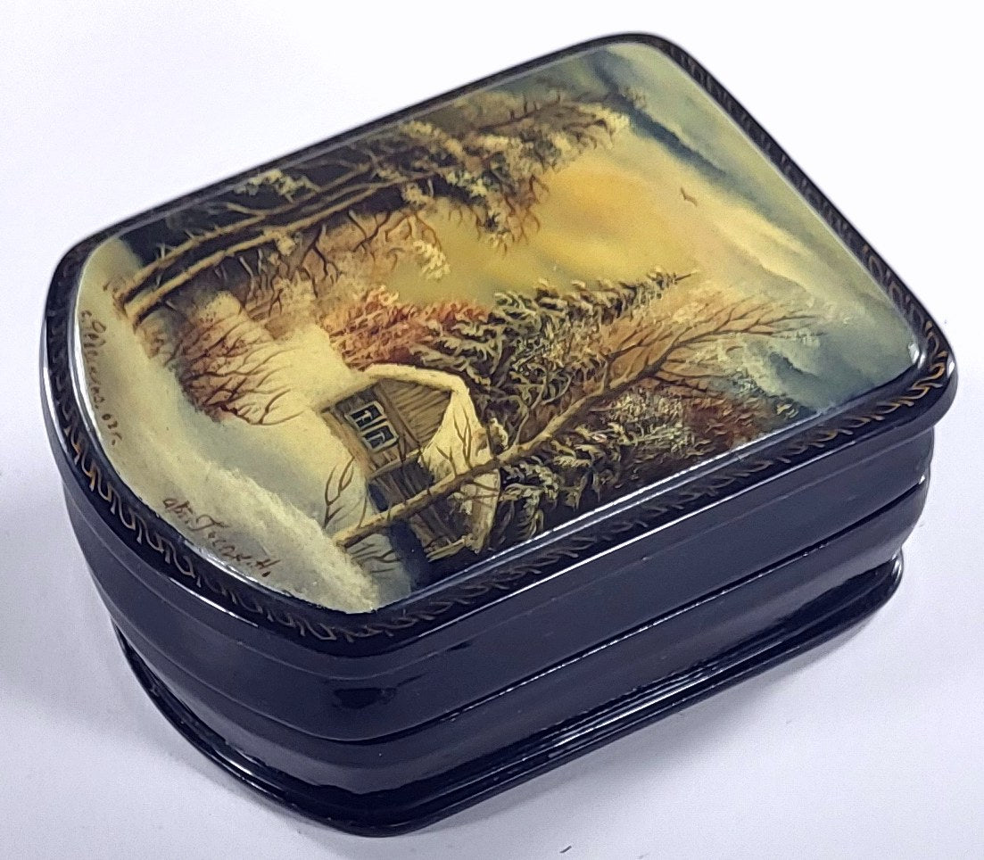 "Cabin in Winter" Russian lacquer box